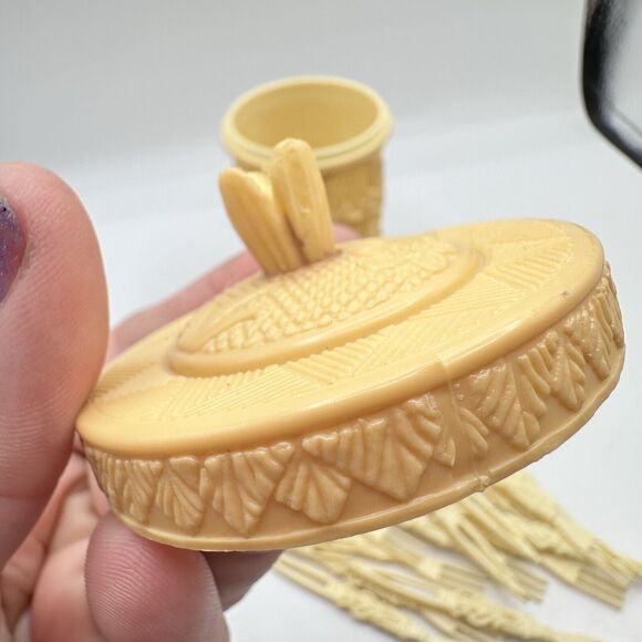 Vintage Hors D’oeuvre Fork Set In Celluloid Container Cocktail Rose lattice Tiki - Picture 6 of 16